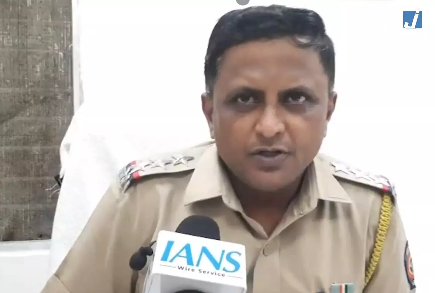 धर्मांतरण मामले में FIR दर्ज, पुलिस ने BNS और अंधविश्वास निवारण कानून की धाराएं जोड़ीं धर्मांतरण मामले में FIR दर्ज, पुलिस ने BNS और अंधविश्वास निवारण कानून की धाराएं जोड़ीं