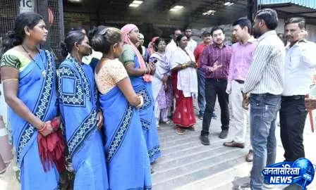 कलेक्टर और जिला पंचायत सीईओ ने किया एमआरएफ व एमआरसी सेंटर का निरीक्षण कलेक्टर और जिला पंचायत सीईओ ने किया एमआरएफ व एमआरसी सेंटर का निरीक्षण