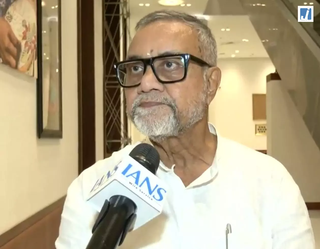 अंडों की राजनीति पर बयानबाज़ी तेज, भाजपा और टीएमसी नेताओं में जुबानी जंग