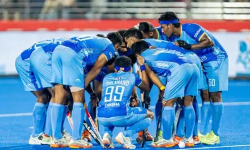 एफआईएच प्रो लीग: आखिरी पलों में टूटा भारत का सपना, जर्मनी ने 2-1 से हराया एफआईएच प्रो लीग: आखिरी पलों में टूटा भारत का सपना, जर्मनी ने 2-1 से हराया