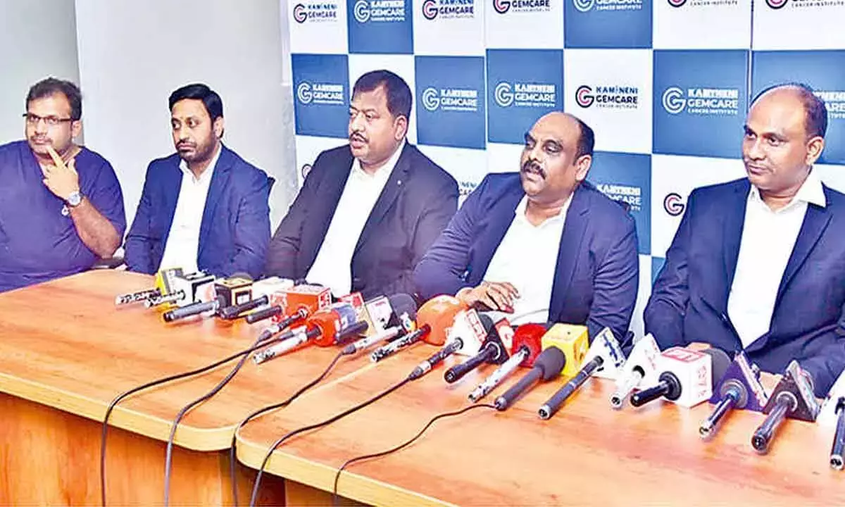 Andhra: जेमकेयर कामिनेनी हॉस्पिटल्स ने कैंसर इंस्टीट्यूट लॉन्च किया Andhra: जेमकेयर कामिनेनी हॉस्पिटल्स ने कैंसर इंस्टीट्यूट लॉन्च किया