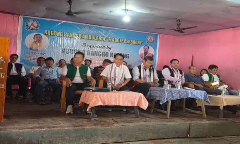 Arunachal: नुगोंग बांगो केबांग ने सियांग जिले में सब्सिडी वाली एम्बुलेंस सेवा शुरू की Arunachal: नुगोंग बांगो केबांग ने सियांग जिले में सब्सिडी वाली एम्बुलेंस सेवा शुरू की