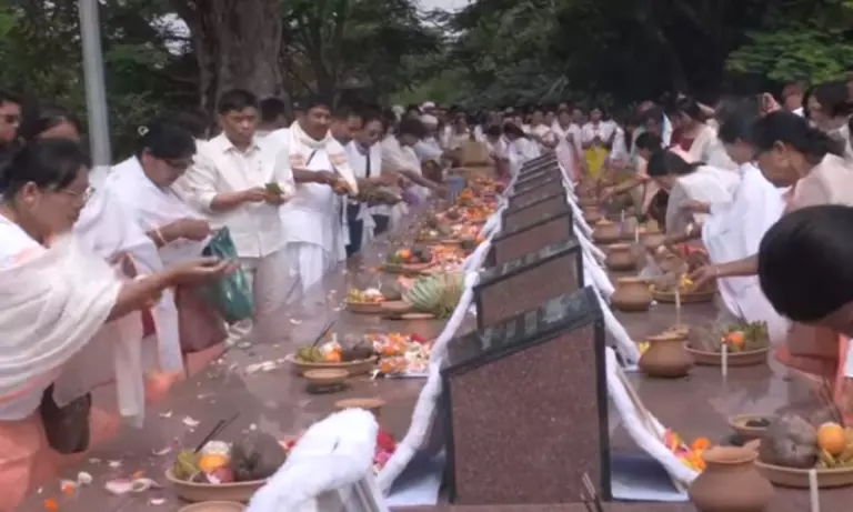 Manipur में ग्रेट जून अपराइजिंग डे पर शहीदों को श्रद्धांजलि दी गई
