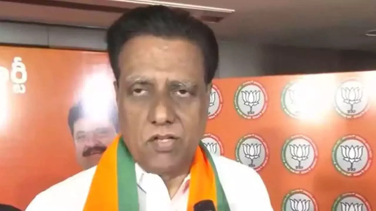 Telangana: सुभाष ने राहुल गांधी पर शिक्षा के मुद्दे का राजनीतिकरण करने का आरोप लगाया Telangana: सुभाष ने राहुल गांधी पर शिक्षा के मुद्दे का राजनीतिकरण करने का आरोप लगाया