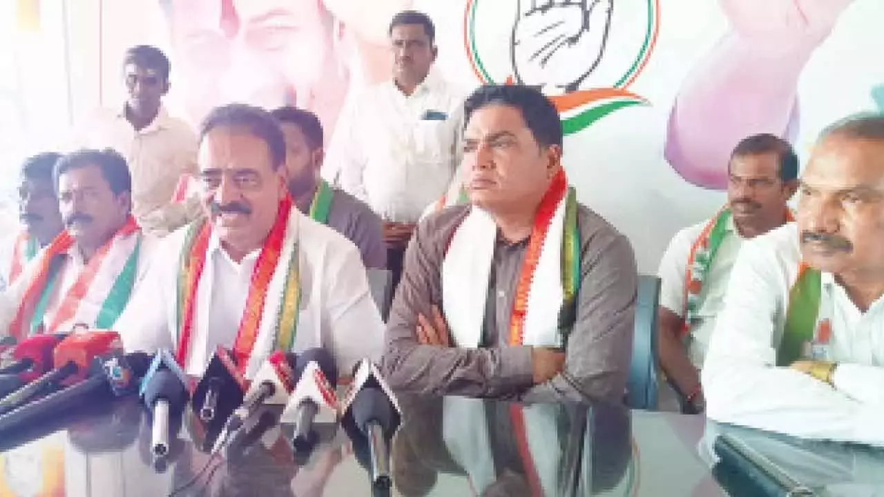 रायला ने केटीआर को जवाब दिया: BRS खम्मम के लिए डिलीवरी करने में विफल रहा रायला ने केटीआर को जवाब दिया: BRS खम्मम के लिए डिलीवरी करने में विफल रहा