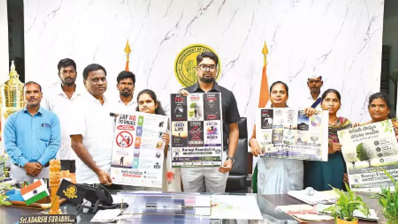 नशा-मुक्त समाज बनाने की दिशा में काम करें: DC आदर्श सुरभि नशा-मुक्त समाज बनाने की दिशा में काम करें: DC आदर्श सुरभि