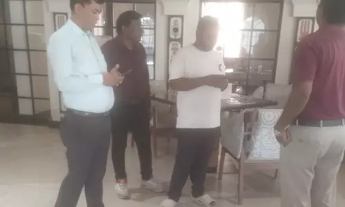एएसआर वेंचर्स में मिली गंदगी, निगम ने लगाया 8 हजार का जुर्माना