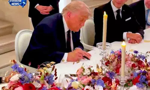 US-Iran पश्चिम एशिया में युद्ध समाप्त, शांति समझौता लागू US-Iran पश्चिम एशिया में युद्ध समाप्त, शांति समझौता लागू