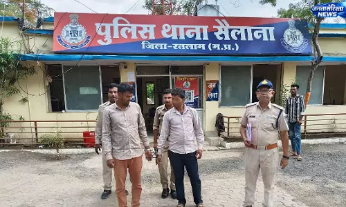 Sailana : गोवंश से जुड़ी घटना का खुलासा, दो गिरफ्तार, जांच में जुटी पुलिस Sailana : गोवंश से जुड़ी घटना का खुलासा, दो गिरफ्तार, जांच में जुटी पुलिस