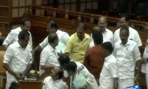 Kerala बजट 2026-27 पेश, सतिशन ने विजयन सरकार पर लगाया कर्ज जाल का आरोप