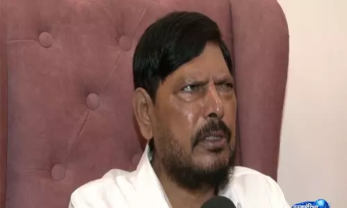 रामदास अठावले का बयान, उद्धव ठाकरे की नीतियों से शिवसेना UBT सांसदों के जाने का दावा रामदास अठावले का बयान, उद्धव ठाकरे की नीतियों से शिवसेना UBT सांसदों के जाने का दावा