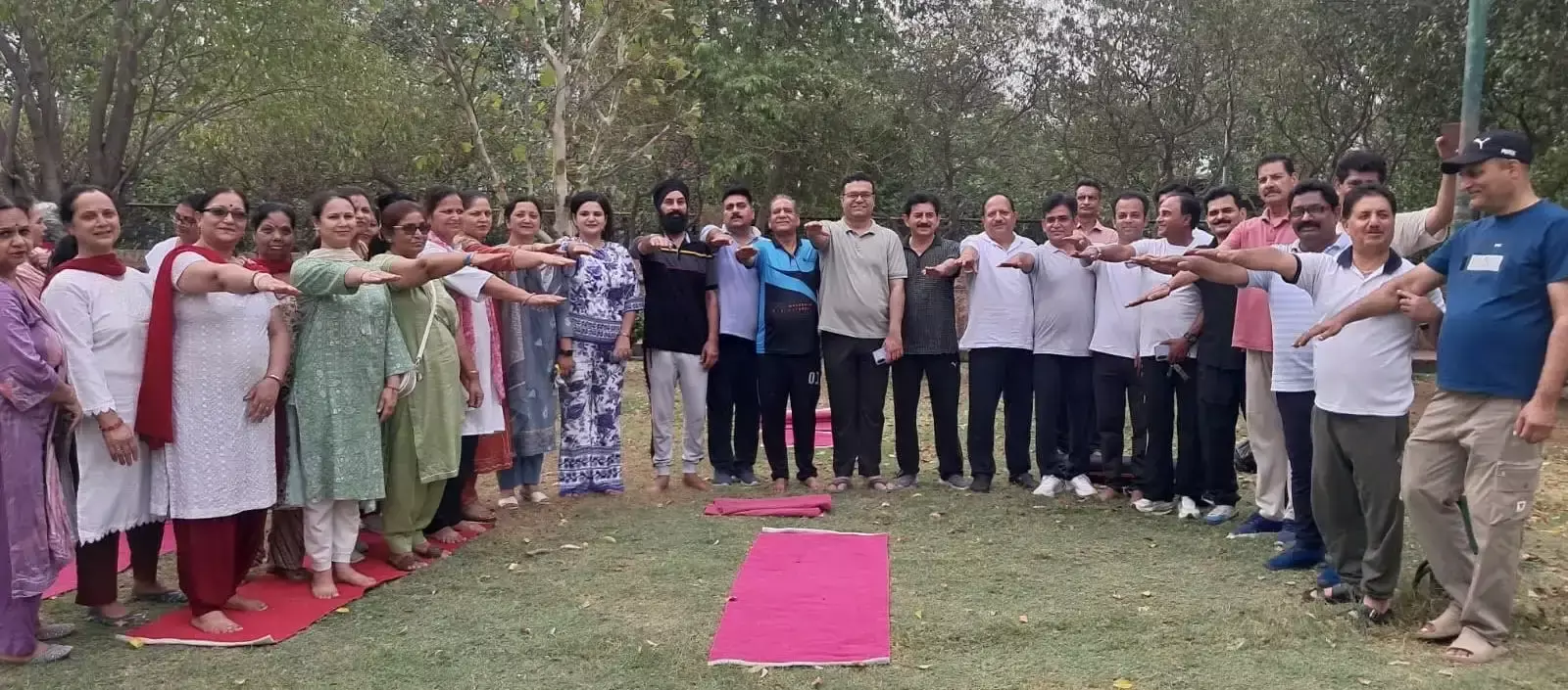 Kathua: अंतरराष्ट्रीय योग दिवस से पहले चला जागरूकता अभियान Kathua: अंतरराष्ट्रीय योग दिवस से पहले चला जागरूकता अभियान