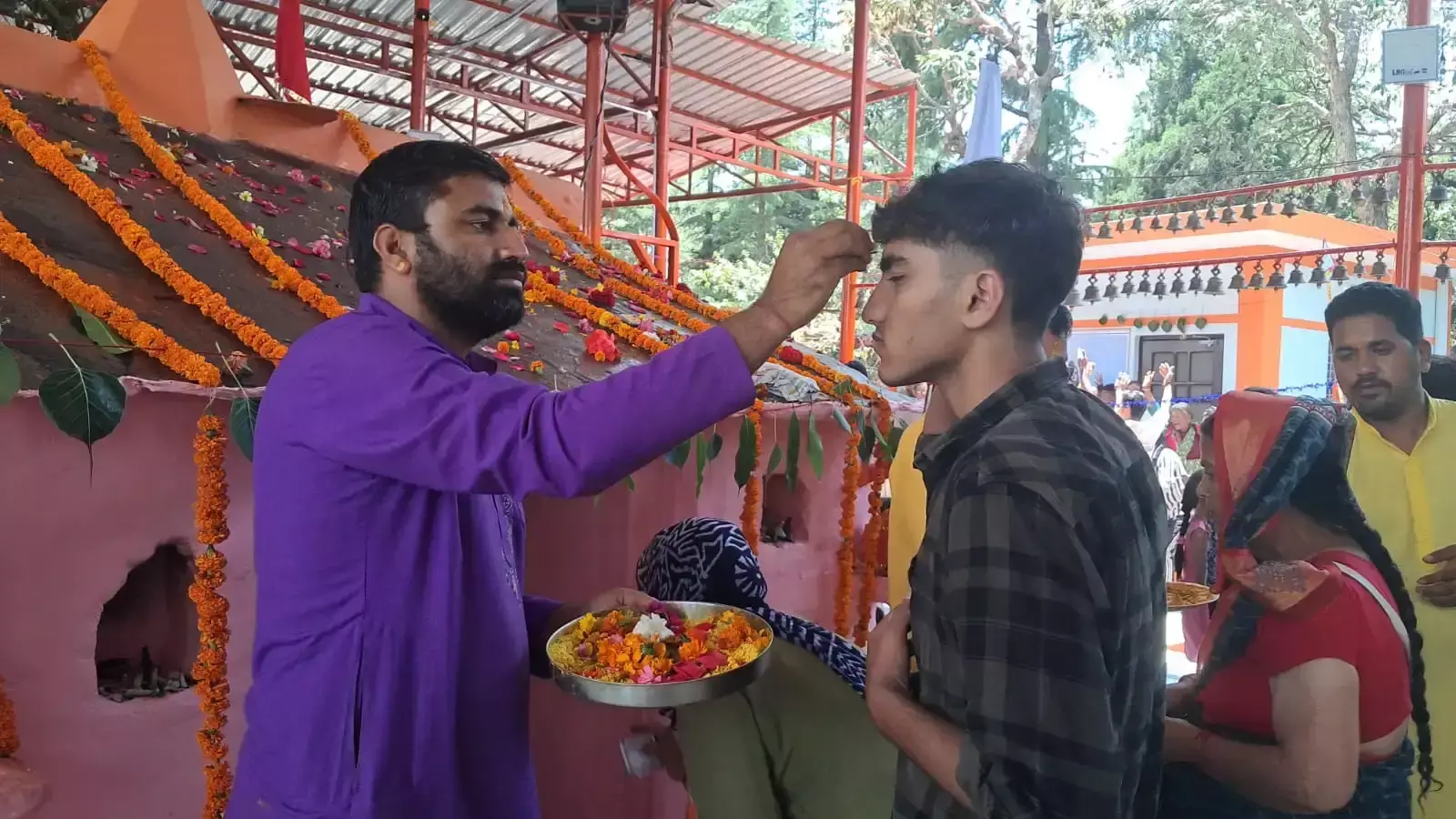 Pauri Garhwal: कंडोलिया देवता के वार्षिक पूजन का शुभारंभ