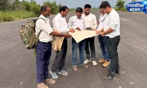 वाल्मीकिनगर एयरपोर्ट विस्तार की प्रक्रिया तेज, AAI टीम ने किया स्थलीय निरीक्षण वाल्मीकिनगर एयरपोर्ट विस्तार की प्रक्रिया तेज, AAI टीम ने किया स्थलीय निरीक्षण
