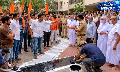 नालासोपारा में जैन साधुओं के स्वागत के लिए बनाई गई सफेद लाइन पर MNS का विरोध