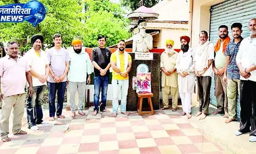 महारानी लक्ष्मीबाई के शौर्य और बलिदान को किया नमन महारानी लक्ष्मीबाई के शौर्य और बलिदान को किया नमन