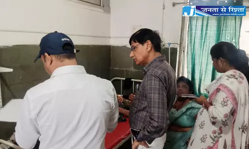 शासकीय अस्पताल पलारी का CMHO ने किया निरीक्षण शासकीय अस्पताल पलारी का CMHO ने किया निरीक्षण