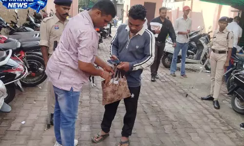 न्यायालय परिसर में पुलिस का विशेष चेकिंग अभियान