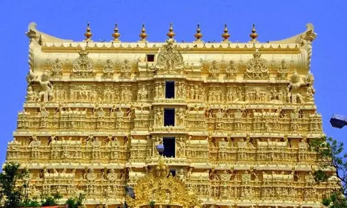 पद्मनाभस्वामी मंदिर: सातवें दरवाजे को लेकर अब भी बना हुआ है रहस्य पद्मनाभस्वामी मंदिर: सातवें दरवाजे को लेकर अब भी बना हुआ है रहस्य
