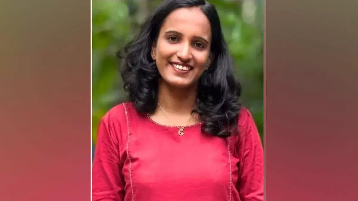 थलासेरी में युवक पर हमला, परिवार ने बॉयफ्रेंड शरण पर लगाए आरोप थलासेरी में युवक पर हमला, परिवार ने बॉयफ्रेंड शरण पर लगाए आरोप