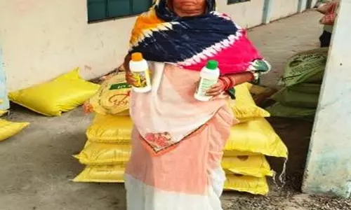 नैनो यूरिया व नैनो डीएपी के उपयोग के लिए प्रेरित हुईं महिला किसान सुखवरिया