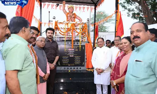 150वीं जयंती वर्ष पर डोंडराही में भगवान बिरसा मुंडा की प्रतिमा का अनावरण