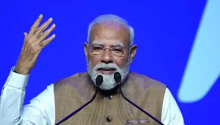 भारत-फ्रांस संबंधों को और मजबूत करने का जरिया है फुटबॉल का साझा जुनून: प्रधानमंत्री मोदी भारत-फ्रांस संबंधों को और मजबूत करने का जरिया है फुटबॉल का साझा जुनून: प्रधानमंत्री मोदी
