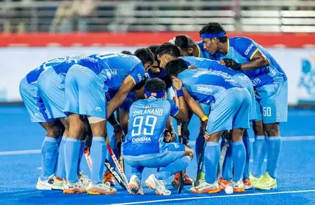 एफआईएच प्रो लीग: आखिरी पलों में टूटा भारत का सपना, जर्मनी ने 2-1 से हराया एफआईएच प्रो लीग: आखिरी पलों में टूटा भारत का सपना, जर्मनी ने 2-1 से हराया