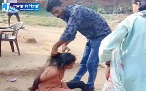 गंजा और कालिख पोतने वाला पति गिरफ्तार, सरेआम पत्नी को किया था बेईज्जत गंजा और कालिख पोतने वाला पति गिरफ्तार, सरेआम पत्नी को किया था बेईज्जत
