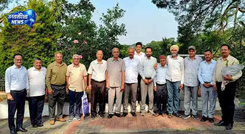 Dharamsala कृषि विश्वविद्यालय पेंशनभोगियों की बकाया भुगतान की मांग Dharamsala कृषि विश्वविद्यालय पेंशनभोगियों की बकाया भुगतान की मांग
