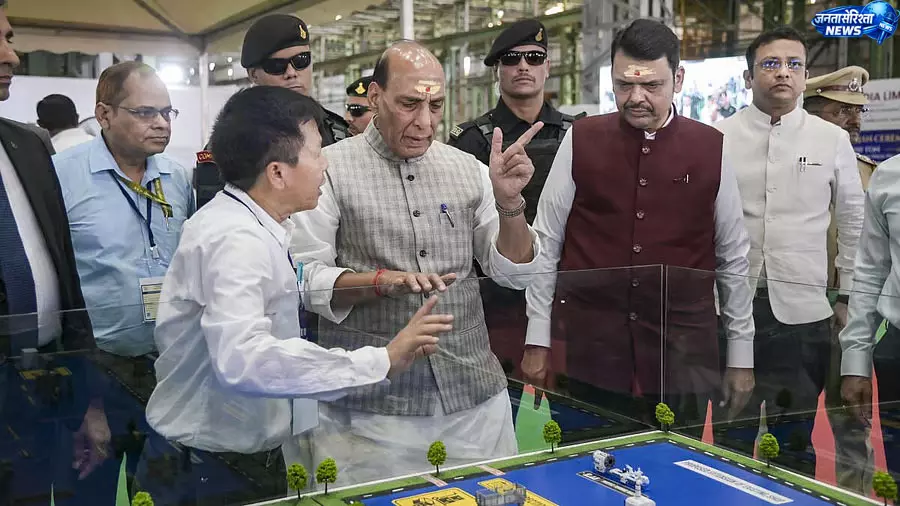 Rajnath सिंह का आत्मनिर्भरता पर जोर, युद्धकाल में घरेलू उत्पादन जरूरी बताया Rajnath सिंह का आत्मनिर्भरता पर जोर, युद्धकाल में घरेलू उत्पादन जरूरी बताया