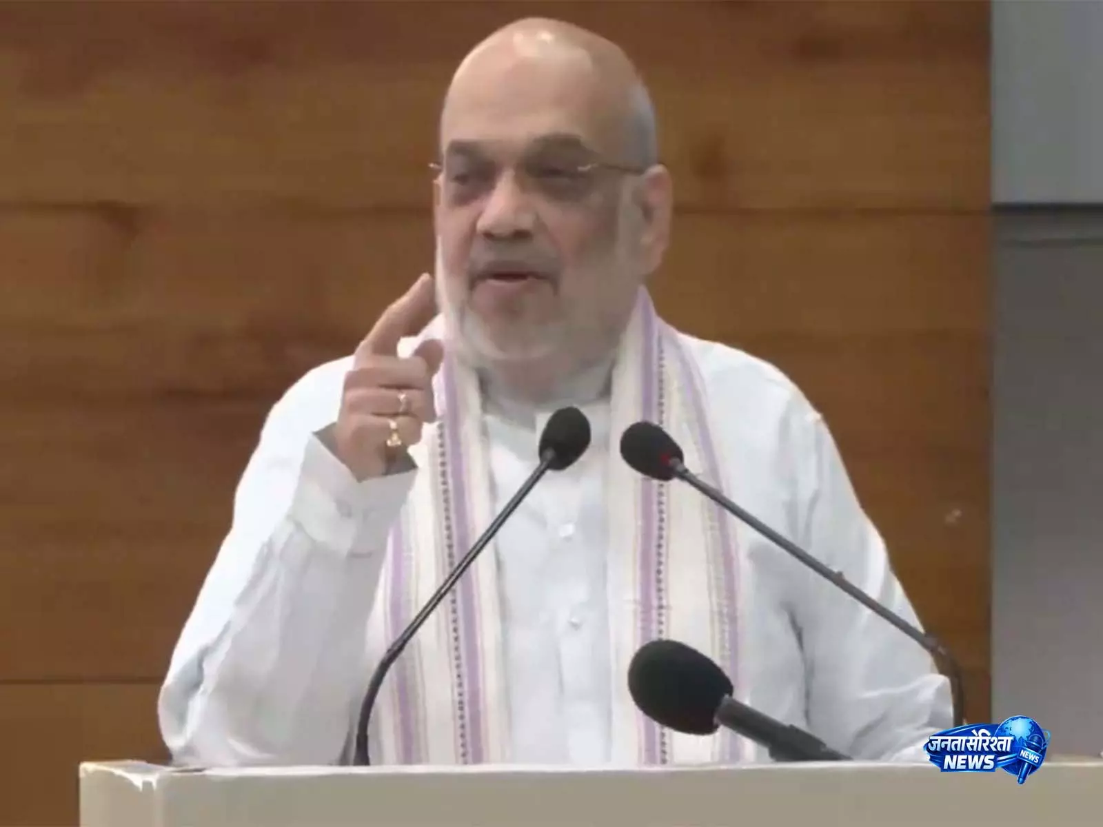 अमित शाह ने अपराध नियंत्रण के लिए NAFIS जैसे टूल्स के इस्तेमाल पर जोर दिया अमित शाह ने अपराध नियंत्रण के लिए NAFIS जैसे टूल्स के इस्तेमाल पर जोर दिया