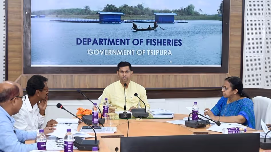 Tripura में मछली का उत्पादन 94,000 मीट्रिक टन के पार Tripura में मछली का उत्पादन 94,000 मीट्रिक टन के पार