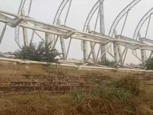 Faridabad: क्रिकेट स्टेडियम प्रोजेक्ट पर लटकता काम, एजेंसी को नोटिस Faridabad: क्रिकेट स्टेडियम प्रोजेक्ट पर लटकता काम, एजेंसी को नोटिस
