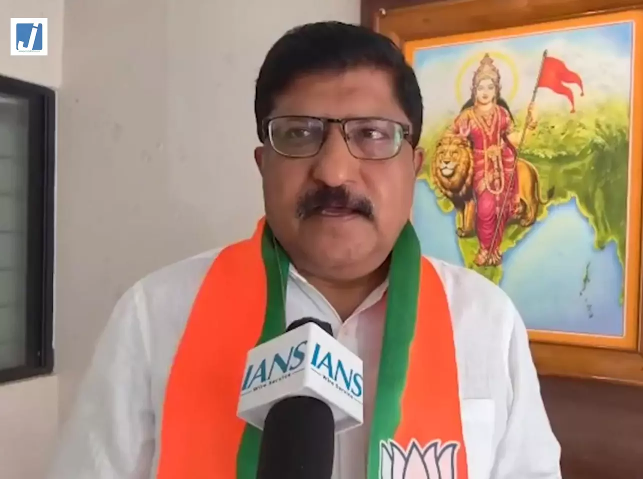 NEET री-टेस्ट तक टेलीग्राम पर अस्थायी प्रतिबंध के फैसले का भाजपा नेता ने किया समर्थन NEET री-टेस्ट तक टेलीग्राम पर अस्थायी प्रतिबंध के फैसले का भाजपा नेता ने किया समर्थन