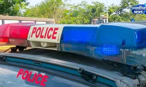 Delhi रोहिणी में 20 लोग गिरफ्तार, हथियार बरामद