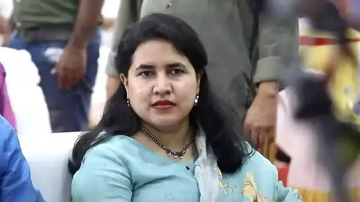 ED के हाथ खाली: वीना से दोबारा पूछताछ पर सस्पेंस बरकरार। ED के हाथ खाली: वीना से दोबारा पूछताछ पर सस्पेंस बरकरार।