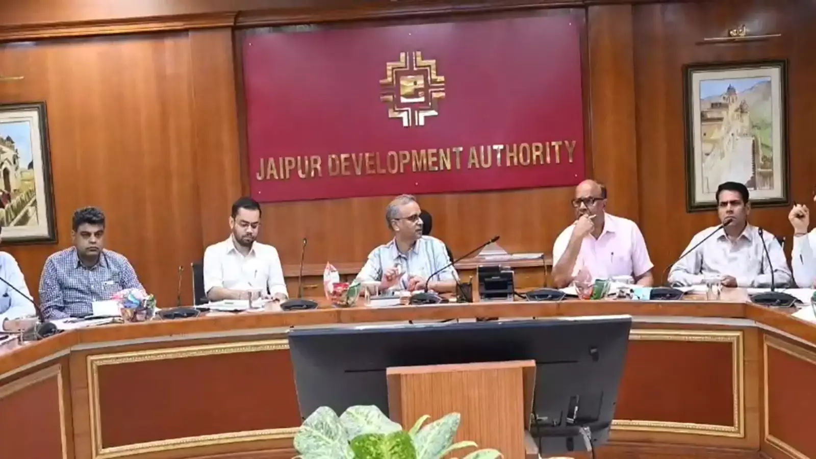 Jaipur: जयपुर के इंफ्रास्ट्रक्चर को मिलेगा बढ़ावा, 211 करोड़ से जयपुर में होंगे विकास कार्य Jaipur: जयपुर के इंफ्रास्ट्रक्चर को मिलेगा बढ़ावा, 211 करोड़ से जयपुर में होंगे विकास कार्य