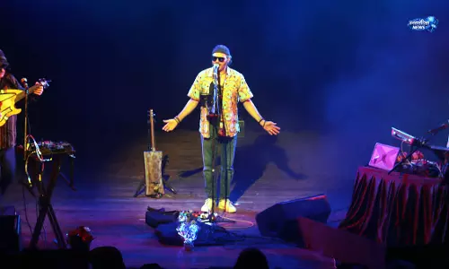 भारत भवन में फ्रेंच बैंड ‘Alright Mela’ की लाइव परफॉर्मेंस ने दर्शकों को किया मंत्रमुग्ध भारत भवन में फ्रेंच बैंड ‘Alright Mela’ की लाइव परफॉर्मेंस ने दर्शकों को किया मंत्रमुग्ध