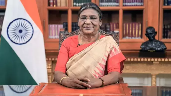 Andhra: नायडू ने मुर्मू को जन्मदिन की बधाई दी Andhra: नायडू ने मुर्मू को जन्मदिन की बधाई दी