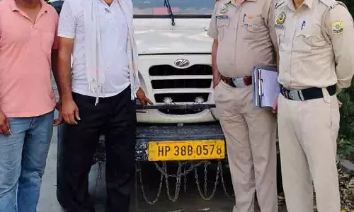 Noorpur में चोरी की जीप और मोटरसाइकिल बरामद