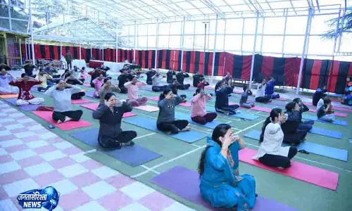 Shimla अंतर्राष्ट्रीय योग दिवस पर सेना ने आयोजित किए योग सत्र