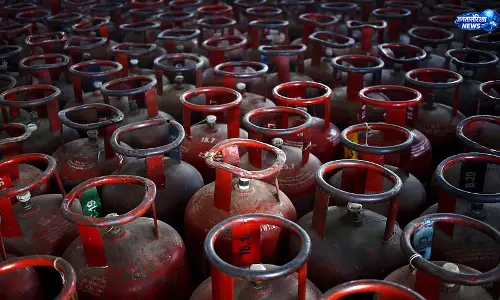 पश्चिम एशिया तनाव के बीच भारत ने LPG आयात स्रोतों में बड़ा बदलाव किया पश्चिम एशिया तनाव के बीच भारत ने LPG आयात स्रोतों में बड़ा बदलाव किया