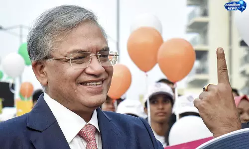 जयपुर में CEC ज्ञानेश कुमार की BLO और सुपरवाइजरों से बातचीत, चुनाव व्यवस्था सुधार पर जोर जयपुर में CEC ज्ञानेश कुमार की BLO और सुपरवाइजरों से बातचीत, चुनाव व्यवस्था सुधार पर जोर