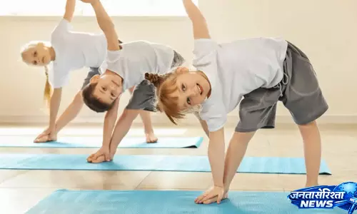 Yoga से बढ़ेगी बच्चों की ताकत, ये 5 आसन आएंगे काम