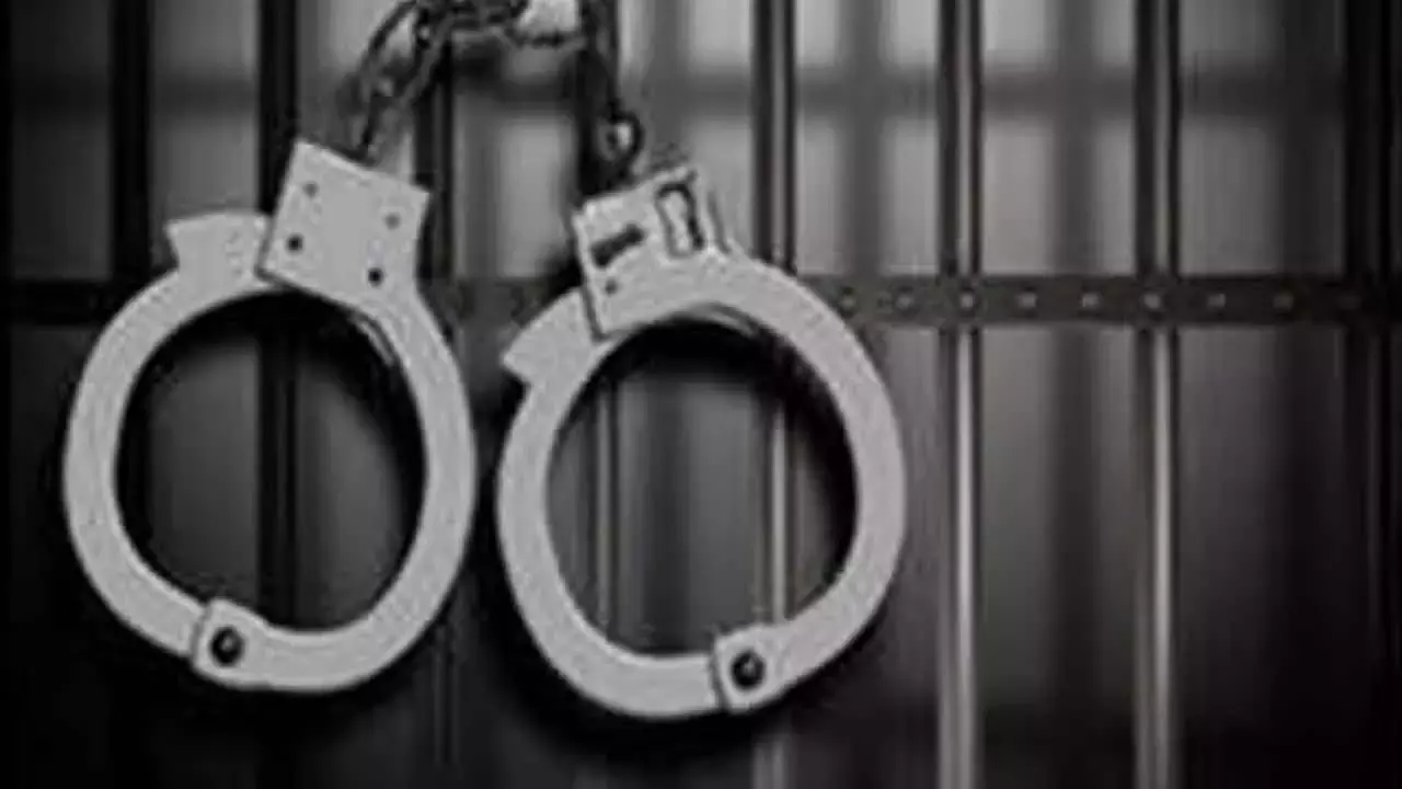 Telangana: CID ने ₹4,215 करोड़ के फाल्कन फ्रॉड मामले में मुख्य आरोपी को गिरफ़्तार किया