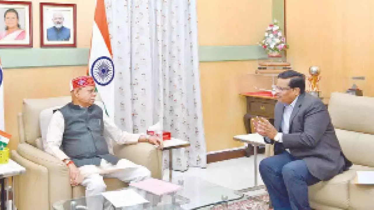 Telangana: गवर्नर ने TG यूनिवर्सिटीज़ में पाठ्यक्रम में बड़े बदलाव का समर्थन किया Telangana: गवर्नर ने TG यूनिवर्सिटीज़ में पाठ्यक्रम में बड़े बदलाव का समर्थन किया