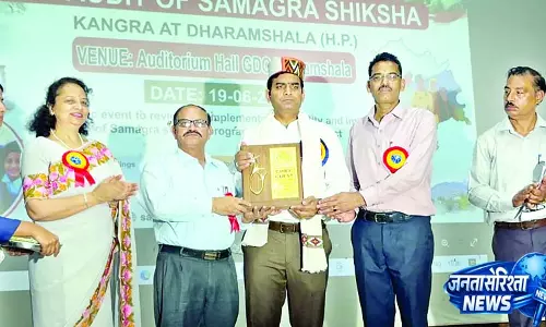 78 फीसदी स्कूलों में चारदीवारी ही नहीं 78 फीसदी स्कूलों में चारदीवारी ही नहीं