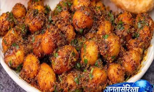 ये रेसिपी गर्मियों में बढ़ा देगी खाने का मज़ा ये रेसिपी गर्मियों में बढ़ा देगी खाने का मज़ा