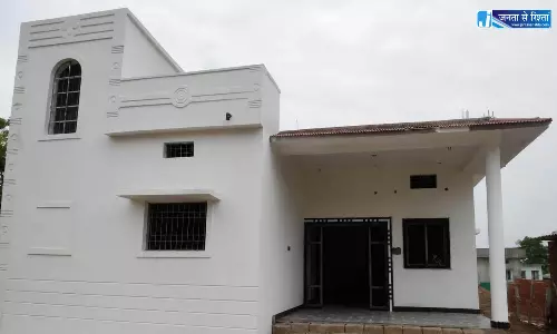 नक्सलवाद का अंधेरा छोड़ मुख्यधारा की रोशनी में कमलू राम नक्सलवाद का अंधेरा छोड़ मुख्यधारा की रोशनी में कमलू राम